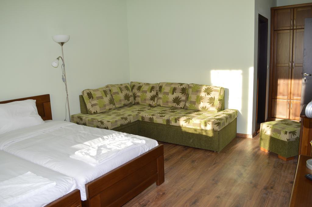 De-Yan Guest House オレシャク 部屋 写真